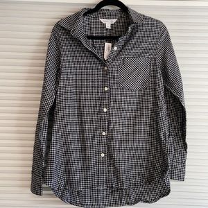 *NWT* Old Navy “The Classic Shirt”